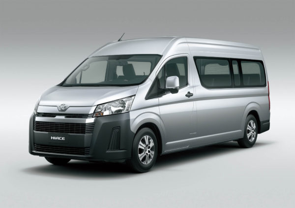 Toyota-Hiace-2020-14